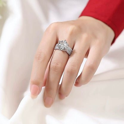 🚀 Must-Have丨CZTICLE™💍Magnetology Moissanite Diamond Ring💖LAST DAY SALE - 80% OFF | Experience the power of magnetic therapy, titanium, and moissanite to enhance wellness, support blood circulation, detoxify, and ignite fat burning. Limited time offer