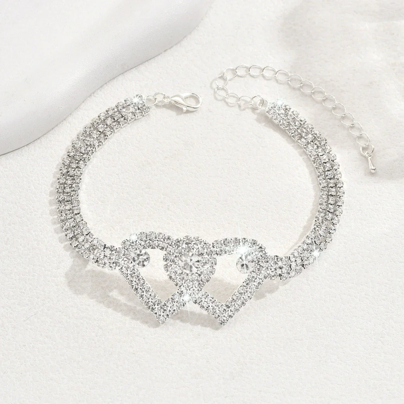 ✨𝐂𝐙𝐓𝐈𝐂𝐋𝐄® Diamond-Cut Heart Chain Anklet